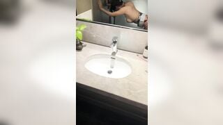 chịch bé sinh viên năm nhất xinh gái