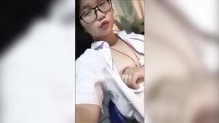 Quỳnh Nga Kính Cận, Teen Loli Mới Lớn Khoe Vú to Lồn Múp Thủ dâm bị djt tê lồn rên rỉ