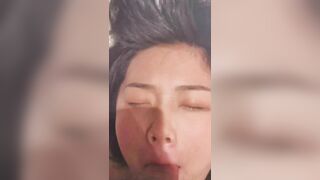 em gái xinh say rượu nhưng anh đưa cu lên mồm thì em vẫn há