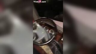 Dừng xe ven đường làm tình với em trên cabin xe