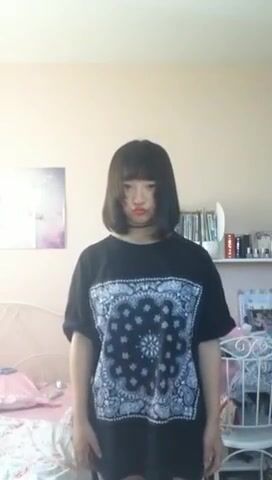 Em teen mới lớn show hàng cực múp
