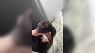 Lồn Thì Cho Đút Mà Đéo Cho Hôn Môi Là Sao