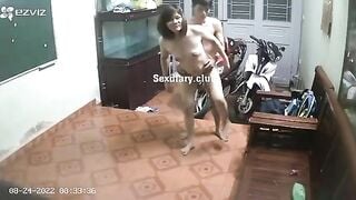 Hack cam phát hiện cặp vợ chồng dâm đãng k đụ nhau trog phòng ngủ mà ra phòng kháchđụ