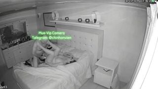 Hack Camera Chồng YSL Vừa Địt Vừa Dùng Sextoy Chơi Cho Vợ Sướng