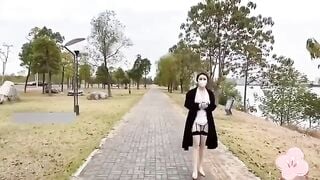 em gái nghiện BDSM thích khỏa thân nơi công cộng 4.