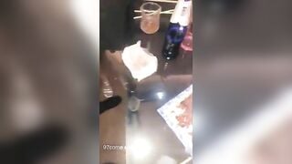Địt em phục vụ vú to lồn múp trong phòng ăn riêng