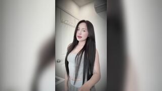 Mấy e gái Gãy TV vú to, lồn cực múp.