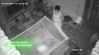 Hack Camera 2 Vợ Chồng Trốn Con Sang Phòng Khác Địt