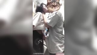 2 em học sinh mới lớn đit nhau public luôn trong quán PhotoBooth cực bạo