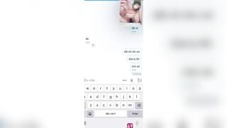Chat sex với bé sinh viên dụ bé đái ra ly rồi uống luôn