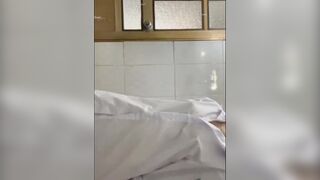 em yến học sinh love 9 không lông móc bằng 2 ngón