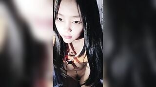 em học sinh mặt đẹp mình dây thủ dâm chảy nước
