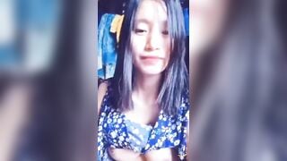 Em gái trên bản ngon dâm vú to vcc thích thủ dâm cho người lạ xem