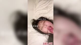 Địt tan nát bướm xuất tinh đầy mặt vẫn bắt em bú lấy bú để