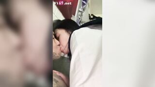 Em muốn trở về tuổi học sinh ngây thơ