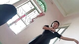 Không đi chơi noel mà dắt em 2k9 về trọ