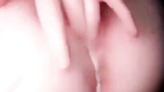 em Linh Nhi *** móc lồn