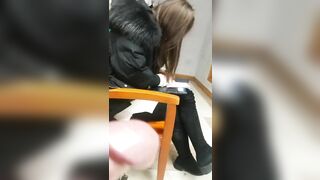 Đang học thấy đứa bạn xinh lên cơn nứng sục luôn