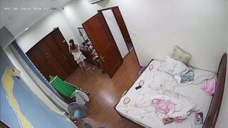 Hack cam nhìn nhiều chị em thay đồ 1 lúc cảm giác hưng phấn tăng gấp đôi