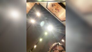 Quán cafe show hàng đang trần trần trên mạng ngay lúc này