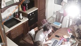 COn trai được mẹ kế bú cặc
