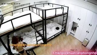 Hack cam thay đồ quán beer quận 1 P4