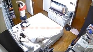 Hack cam phòng 2 chị em cặp vú trắng nõn