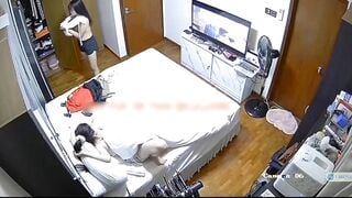Hack cam phòng 2 chị em cặp vú trắng nõn
