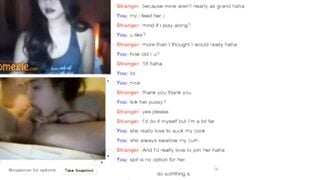 Omegle cô gái nứng khi xem cặp đôi đụ nhau