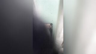 Em gái xinh mặc váy ngủ mỏng manh cực kỳ sexy