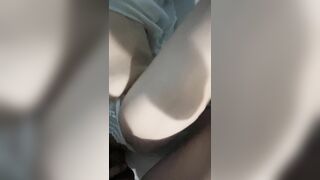 Qua phòng trọ đụ máy bay tê lồn