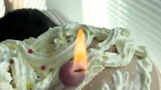 Bánh kem lỗ đít cực dâm