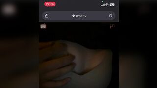 ome em gái show vú