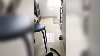 Em Phương lễ tân 2k3 mới ra đã học đòi phục vụ tận giường cho khách sờ ti bóp vú