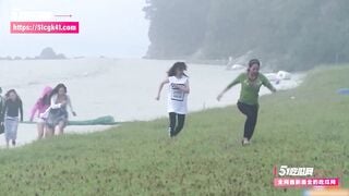 Một chương trình truyền hình thực tế khỏa thân của Hàn Quốc có sự tham gia của sáu ng