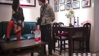 Cố tình Thủ dâm cho shipper thấy luôn trời
