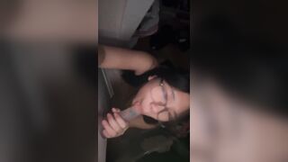 Full con đĩ nứng lồn gạ địt bạn thân dưới mô tả