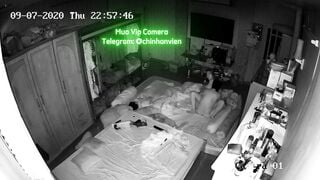 Hack Camera Vợ Chồng Lén Địt Nhau Lúc Con Ngủ