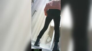 Chinese mall toilet 3