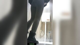 Chinese mall toilet 2