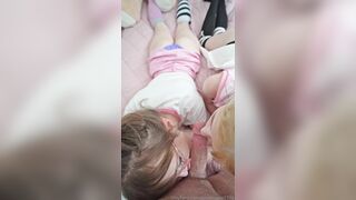 Chịch 1 lúc 2 em gái nhỏ nhắn cực ngon