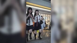 QUAY LÉN CÁC EM HỌC SINH ĐI HỌC VỀ
