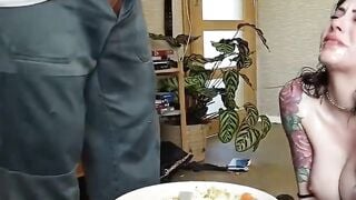 Gái dâm bú mút con cặc khủng lồ dâm đãng kích thích siêu dâm
