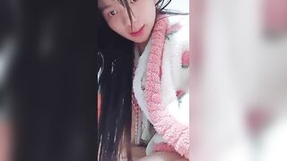 Em gái Loli thôn quê 2k7 thủ dâm khoe vú siêu non xem mà nứng vãi Phần 4
