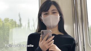 Em GÁI XINH tươi vén áo khoe hàng trắng nõn cực mlem