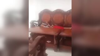 Quay lén em trai sục