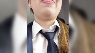 Bảo vệ dâm vừa làm vừa bú mút con cặc dâm đãng kích thích siêu dâm