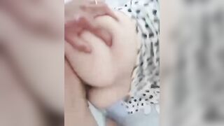 địt đến mức đau chân cãn phải phục vụ em