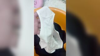 Kí sự trộm quần lót của em văn phòng mới thay p17