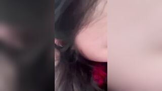 Cặp đôi trốn học vào nhà wc địt nhau